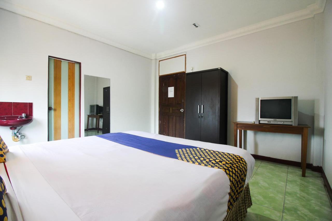 Spot On 2721 Dahlia Hotel 2*