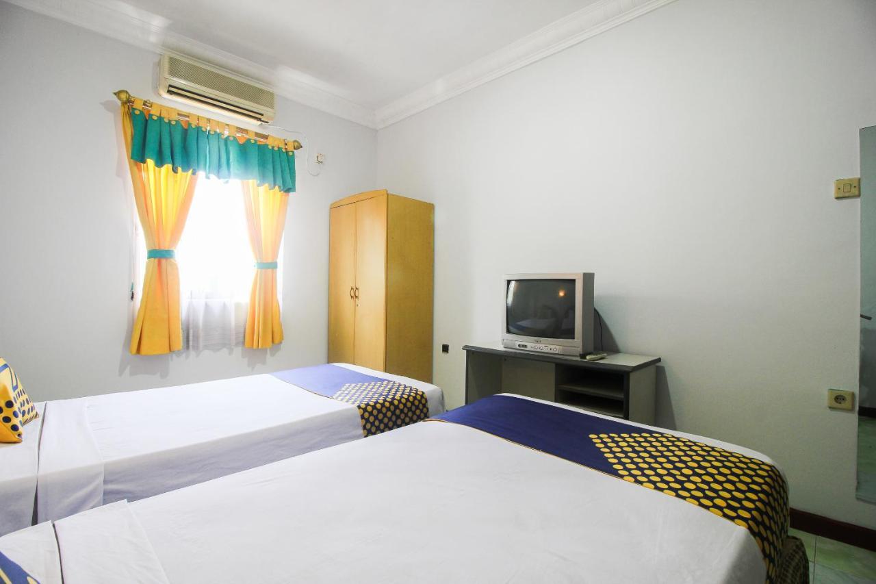 Hotel Spot On 2721 Dahlia Pekanbaru
